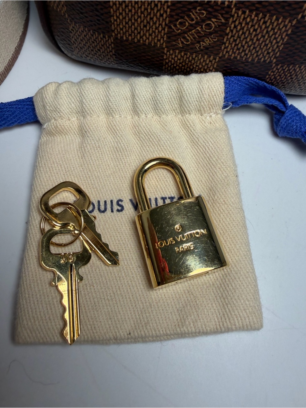 SOLD Louis Vuitton Speedy 20 Bandouliere Damier Ebene w/COA, dust bag & box - Picture 8 of 16